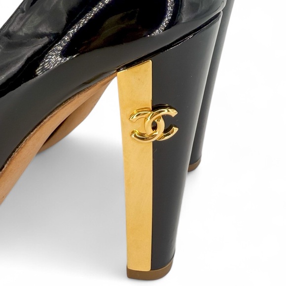 CHANEL Black Patent Leather Gold CC Logo Open Square Toe Pumps Size EU40… - Picture 11 of 15